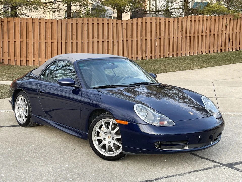 2001 Porsche 996 Carrera - Image 22 of 31