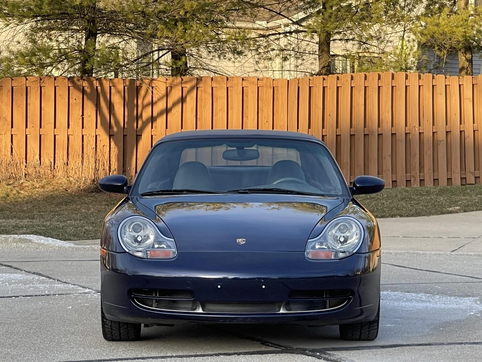 2001 Porsche 996 Carrera - Image 29 of 31