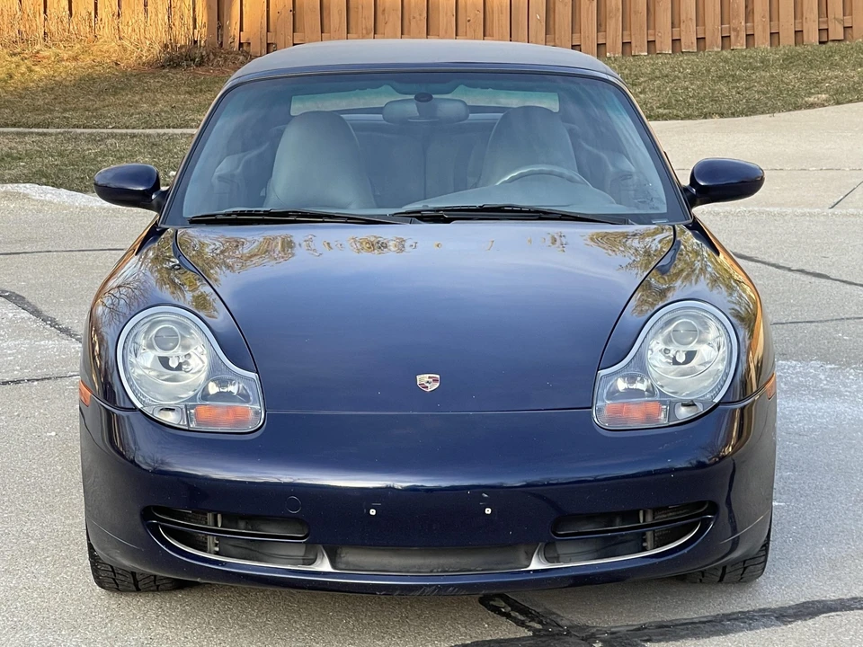 2001 Porsche 996 Carrera - Image 28 of 31