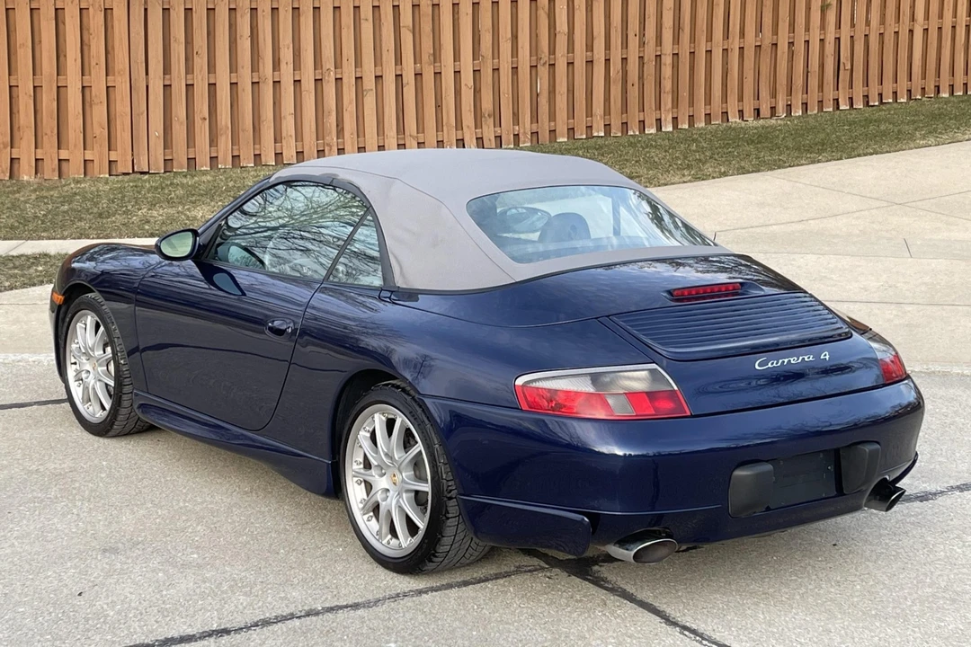 2001 Porsche 996 Carrera - Image 9 of 31