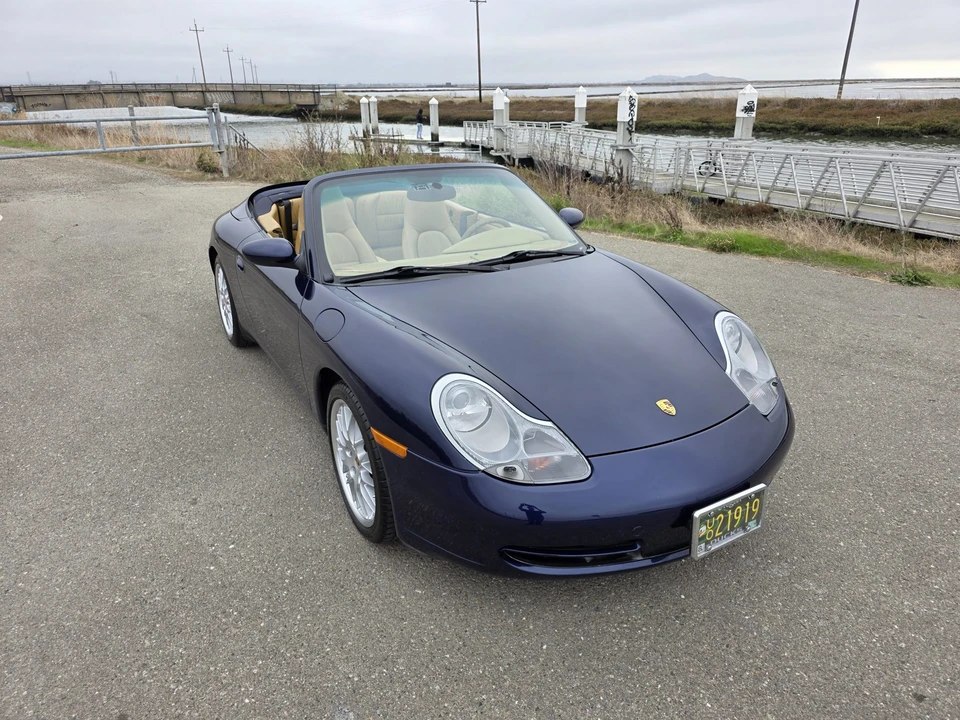2001 Porsche 996 Carrera 4 - Image 3 of 31