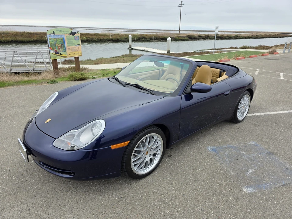2001 Porsche 996 Carrera 4 - Image 10 of 31