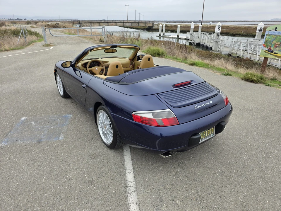 2001 Porsche 996 Carrera 4 - Image 16 of 31