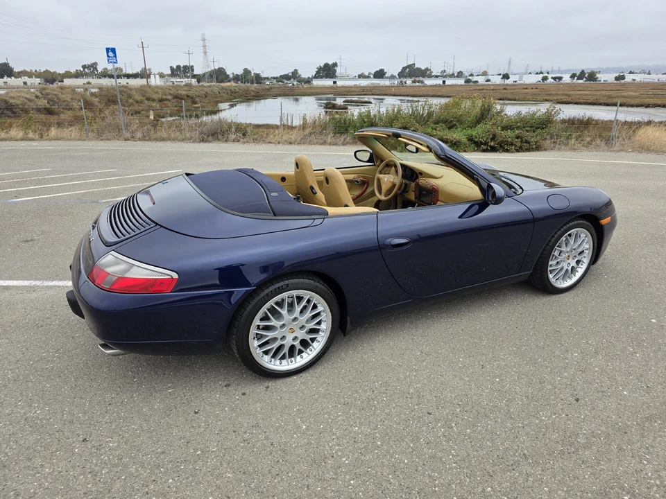 2001 Porsche 996 Carrera 4 - Image 19 of 31