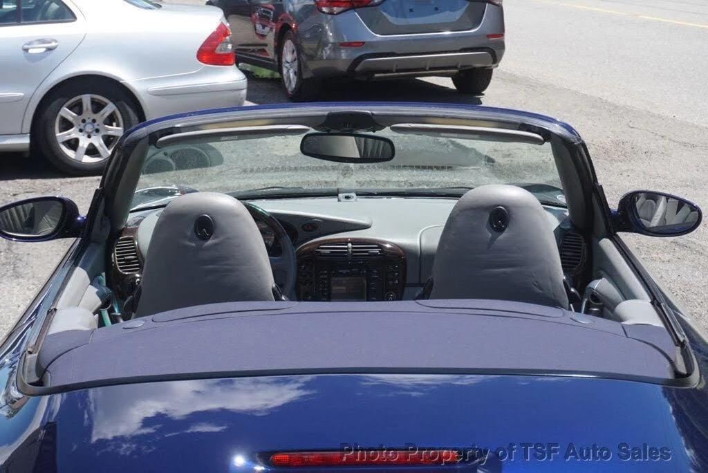 2001 Porsche 996 Carrera 4 - Image 14 of 31