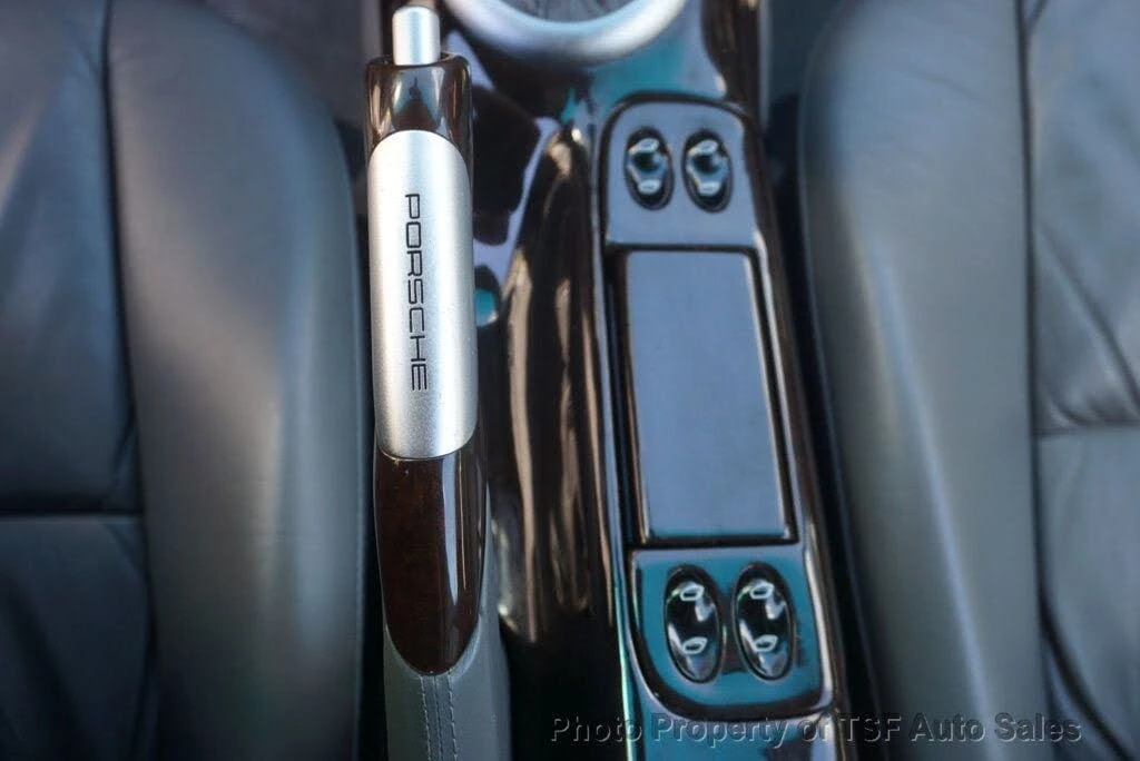 2001 Porsche 996 Carrera 4 - Image 28 of 31