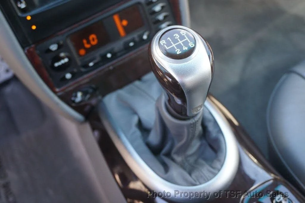 2001 Porsche 996 Carrera 4 - Image 30 of 31