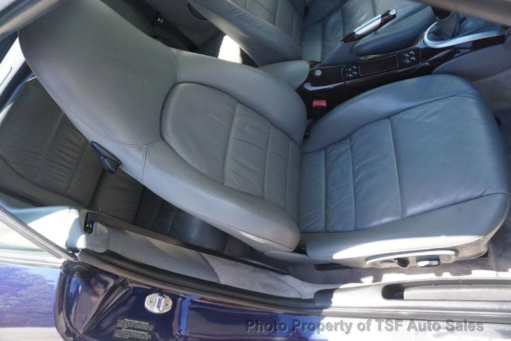 2001 Porsche 996 Carrera 4 - Image 16 of 31
