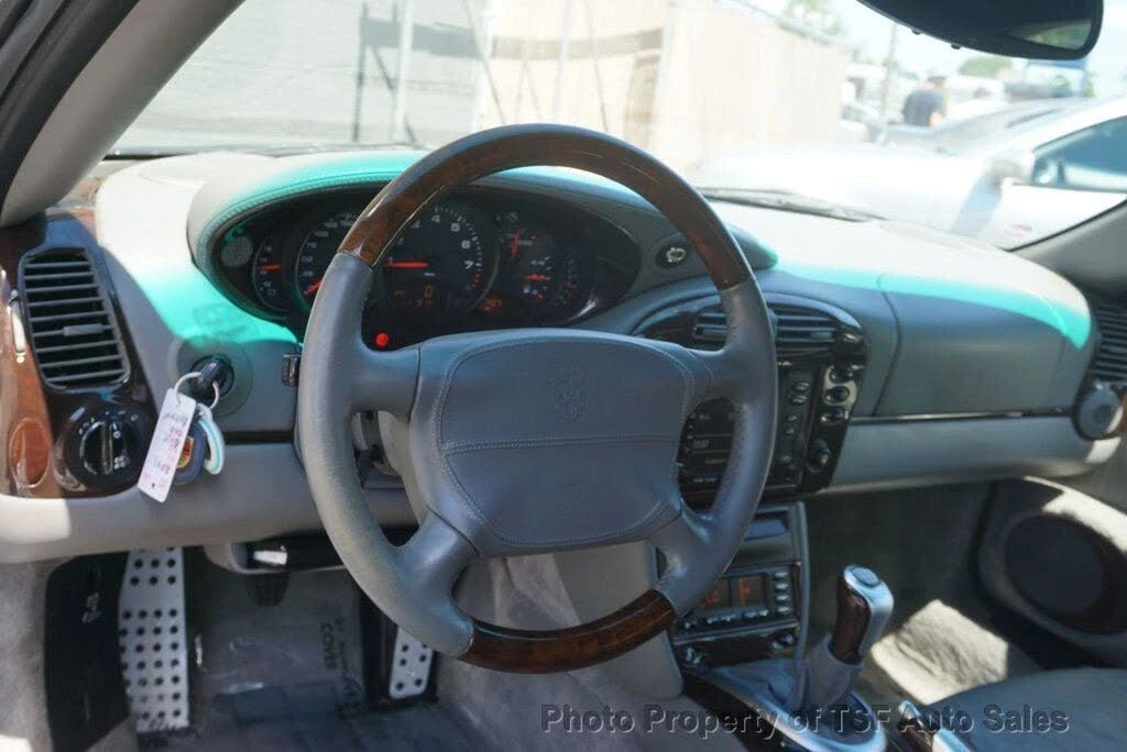 2001 Porsche 996 Carrera 4 - Image 21 of 31