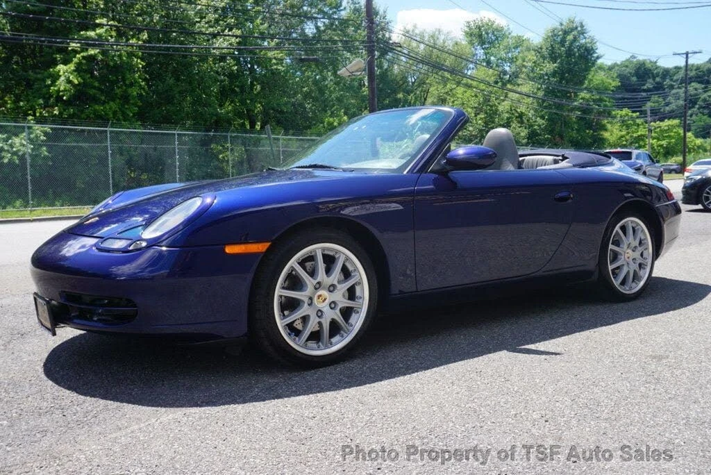 2001 Porsche 996 Carrera 4 - Image 4 of 31