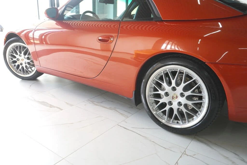 2001 Porsche 996 Carrera 4 - Image 4 of 21