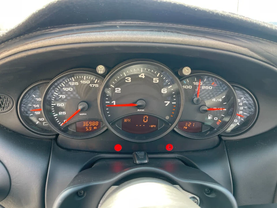 2001 Porsche 996 Carrera 4 - Image 20 of 23