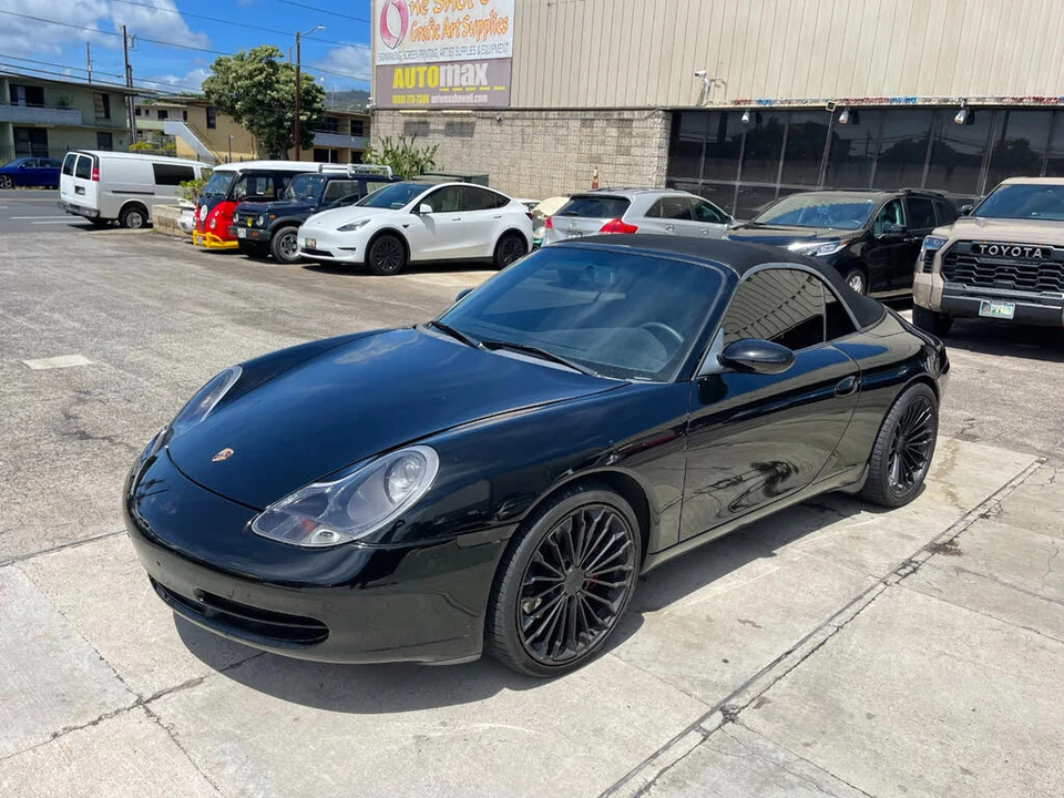 2001 Porsche 996 Carrera 4 - Image 9 of 23