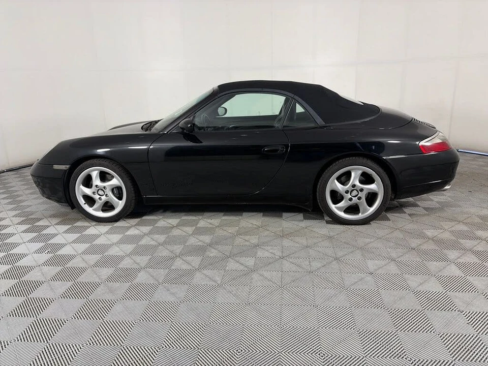 2001 Porsche 996 Carrera - Image 4 of 24