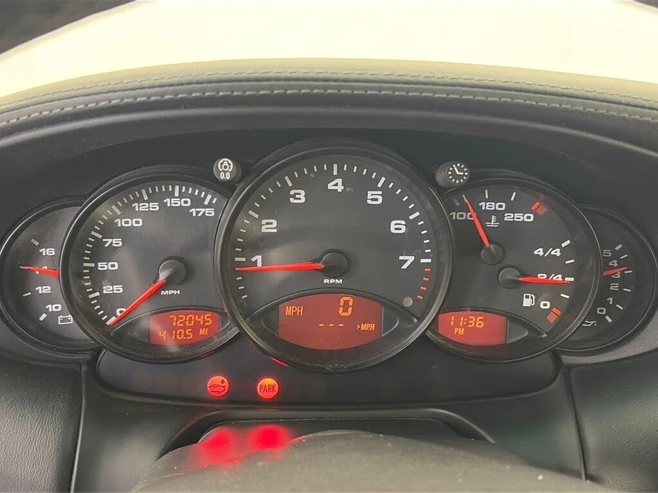 2001 Porsche 996 Carrera - Image 13 of 24