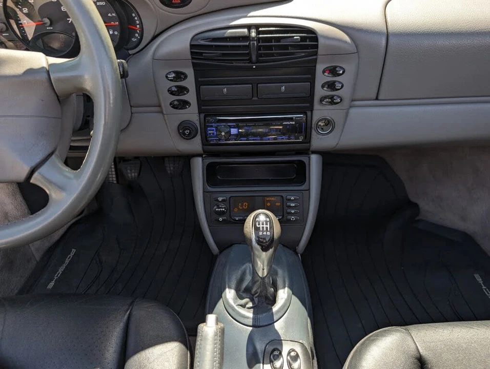 2001 Porsche 996 Carrera 4 - Image 16 of 21