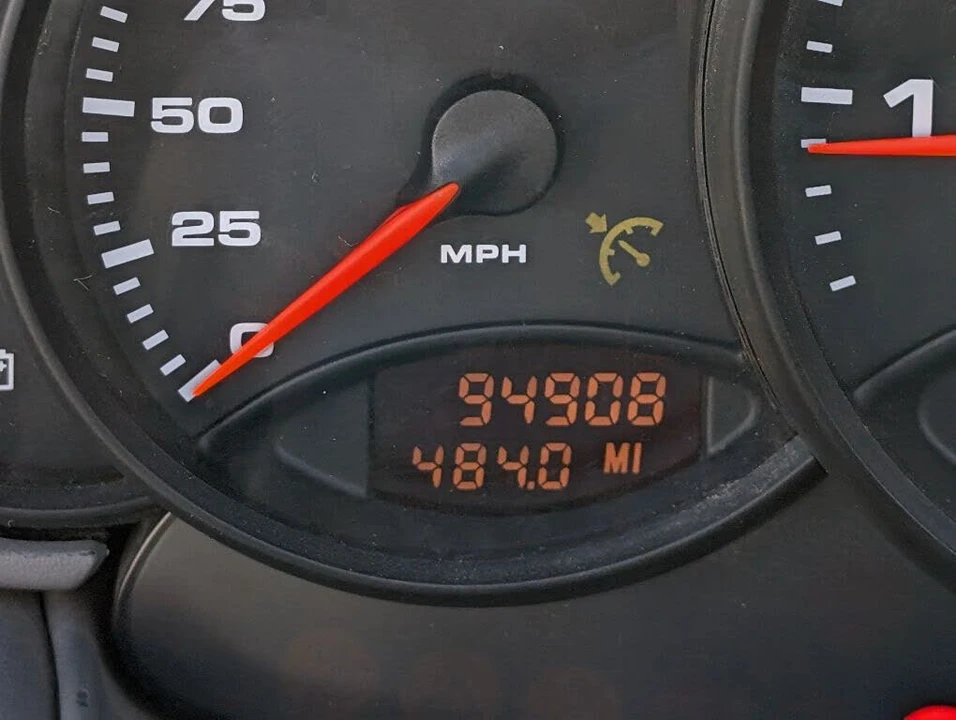2001 Porsche 996 Carrera 4 - Image 15 of 21