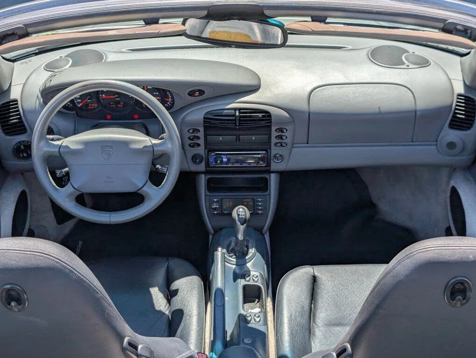 2001 Porsche 996 Carrera 4 - Image 12 of 21