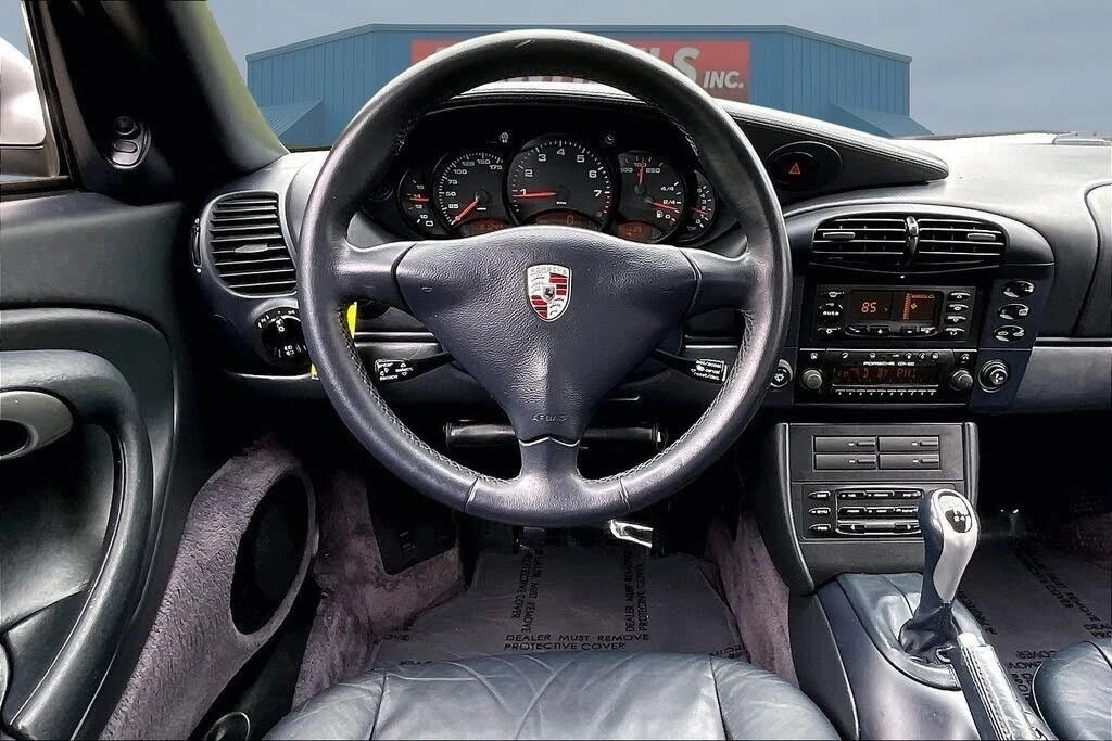 2001 Porsche 996 Carrera 4 - Image 5 of 27