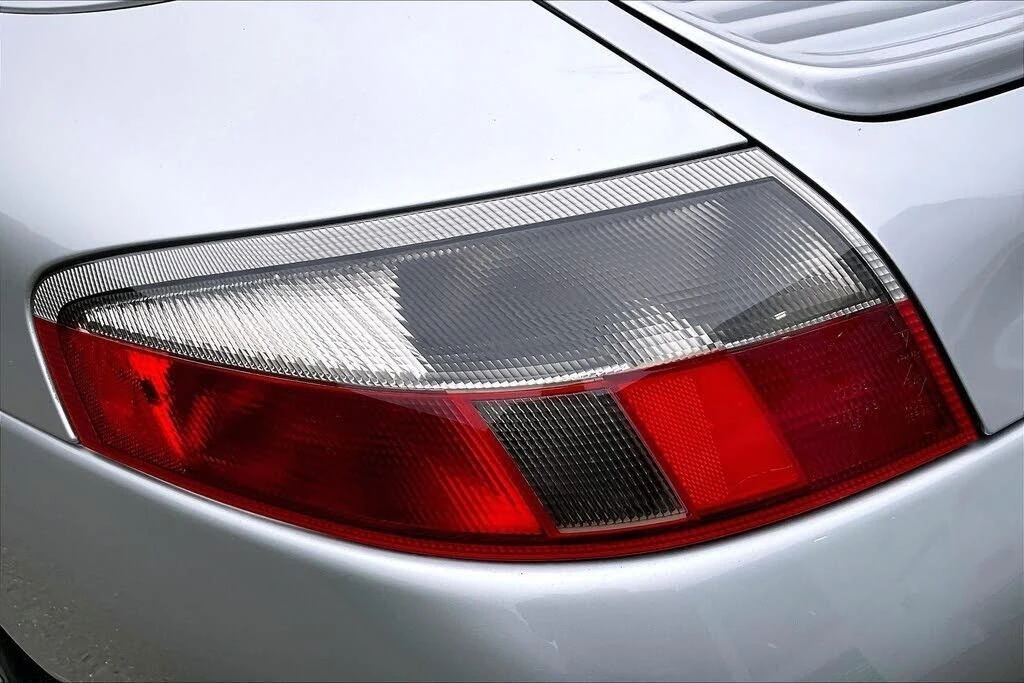 2001 Porsche 996 Carrera 4 - Image 25 of 27