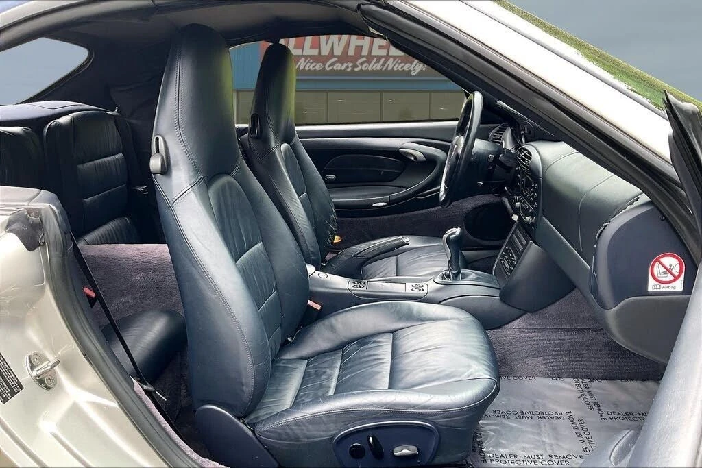 2001 Porsche 996 Carrera 4 - Image 7 of 27