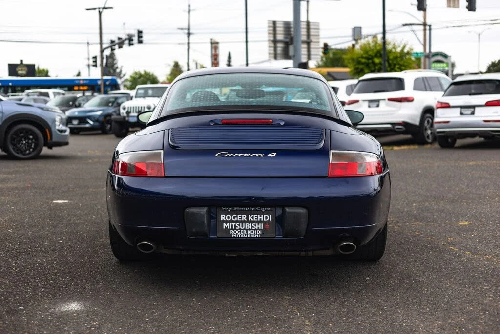 2001 Porsche 996 Carrera 4 - Image 11 of 29