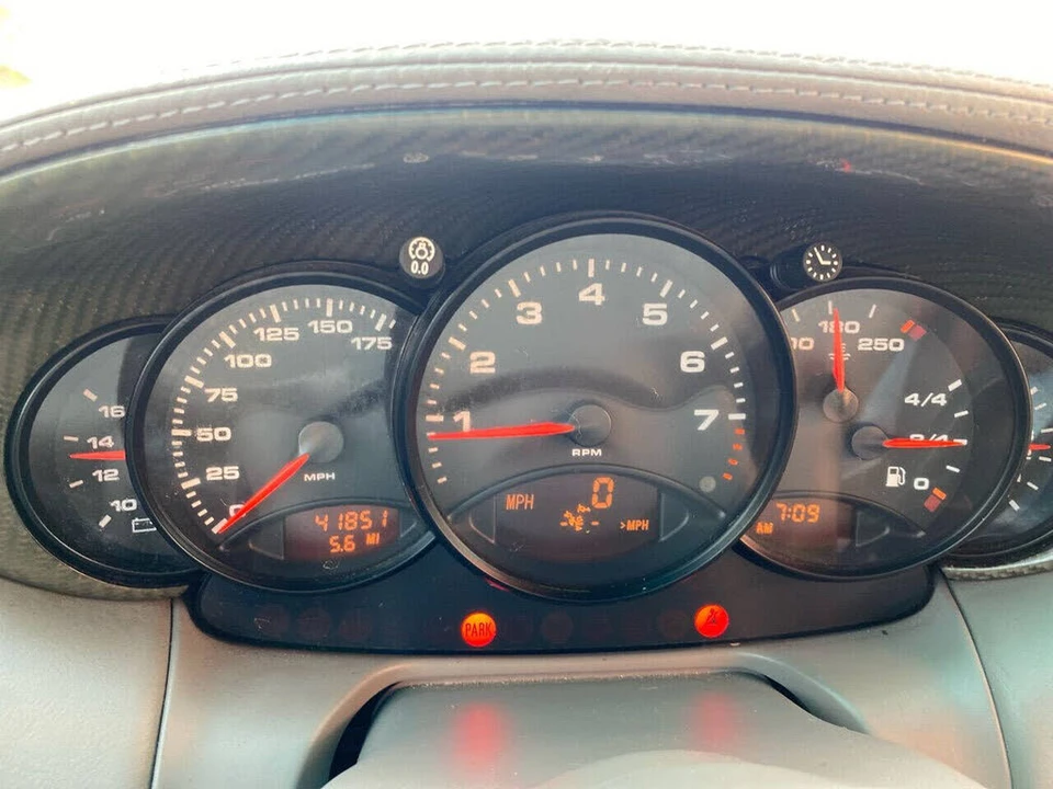 2001 Porsche 996 Carrera 4 - Image 18 of 18