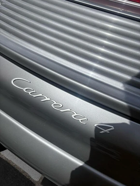 2001 Porsche 996 Carrera 4 - Image 11 of 30