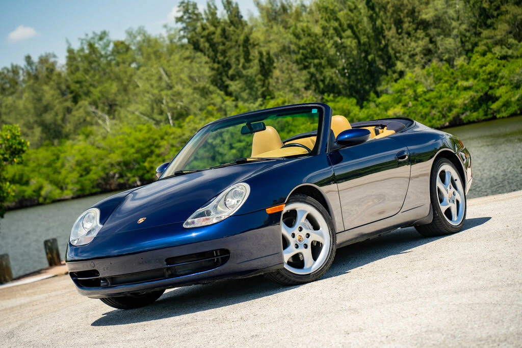 2001 Porsche 996 Carrera 4 - Image 17 of 31