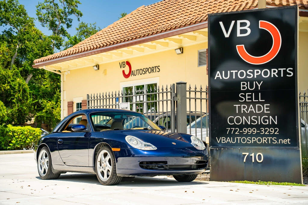2001 Porsche 996 Carrera 4 - Image 4 of 31