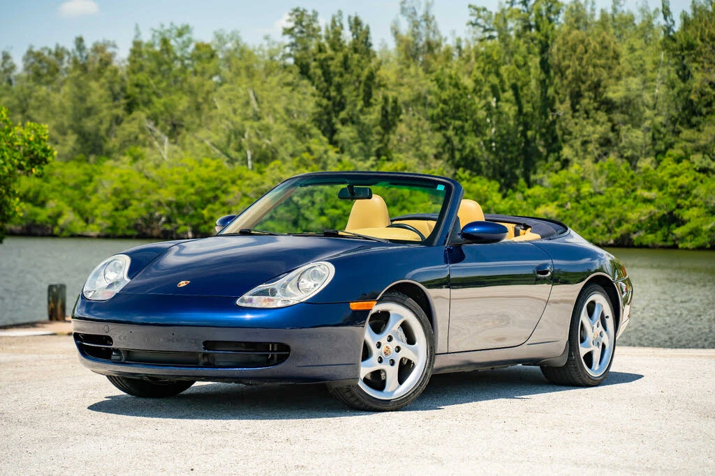 2001 Porsche 996 Carrera 4 - Image 20 of 31