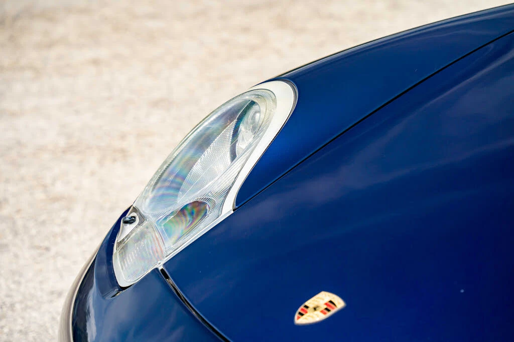 2001 Porsche 996 Carrera 4 - Image 23 of 31