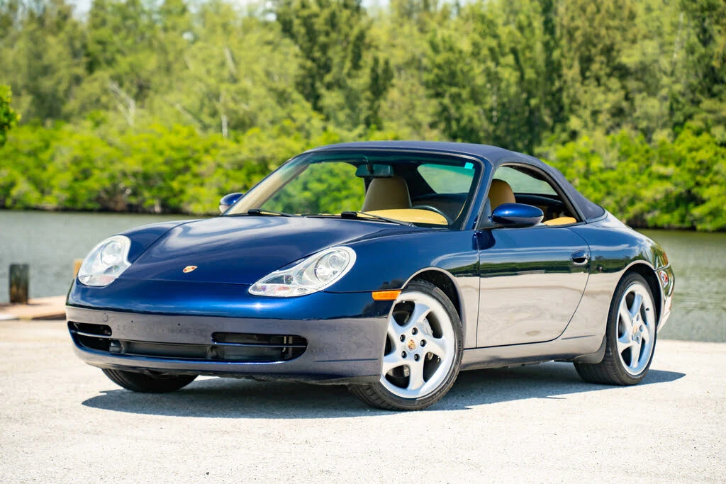 2001 Porsche 996 Carrera 4 - Image 24 of 31