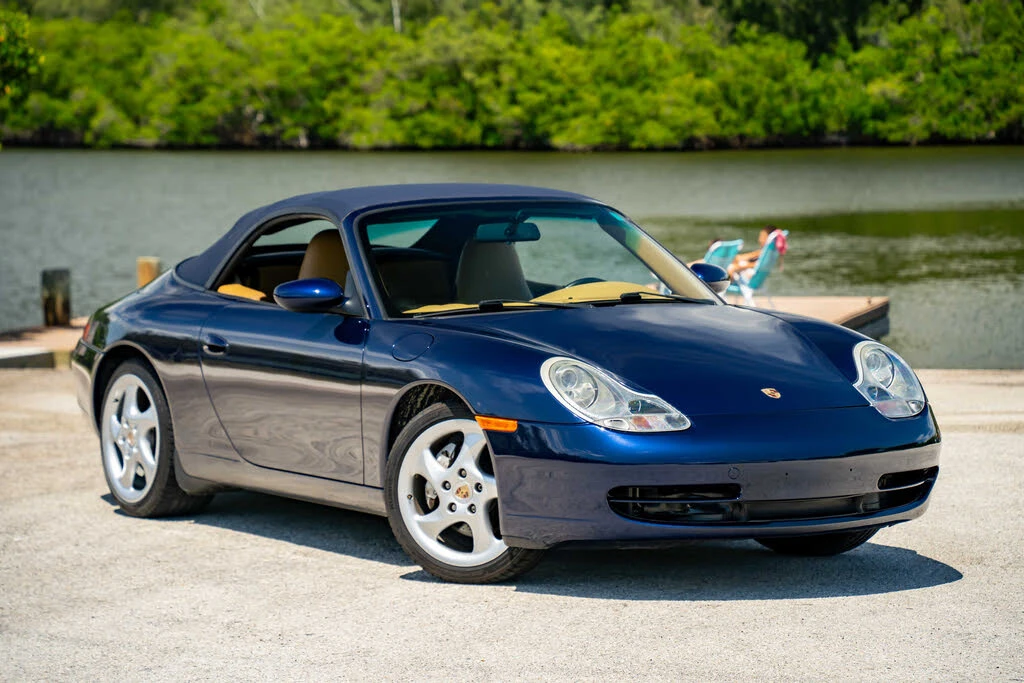 2001 Porsche 996 Carrera 4 - Image 12 of 31