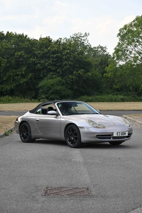 2001 Porsche 996 Carrera 4 - Image 27 of 30
