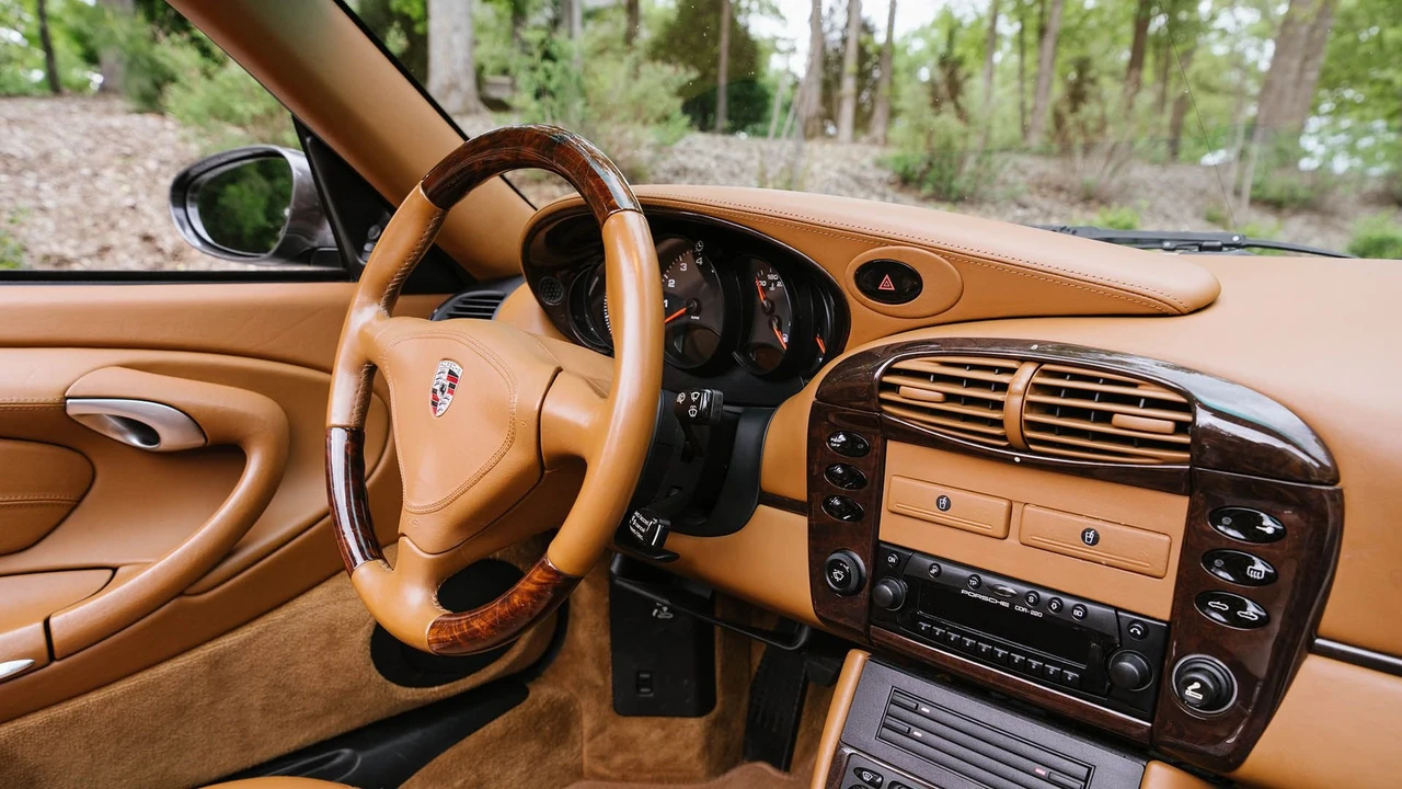 2001 Porsche 996 Carrera 4 - Image 31 of 31