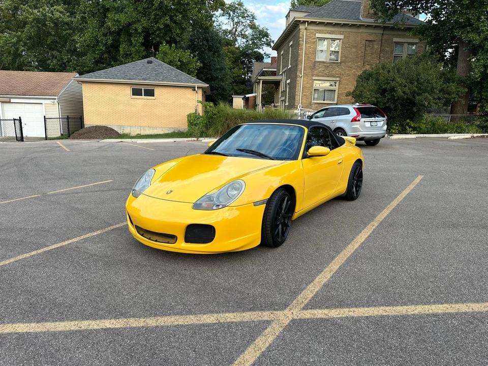 2001 Porsche 996 Carrera 4 - Image 23 of 31