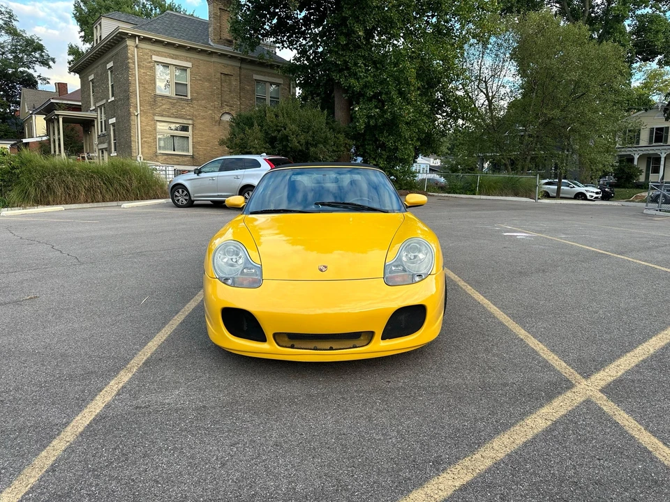 2001 Porsche 996 Carrera 4 - Image 22 of 31