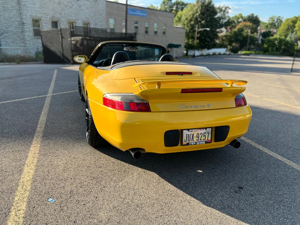 2001 Porsche 996 Carrera 4 - Image 12 of 31