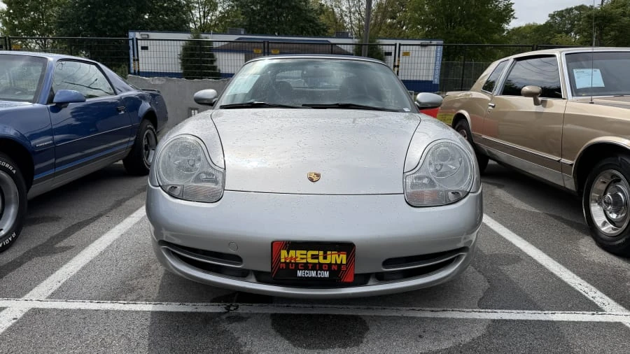 2001 Porsche 996 Carrera 4 - Image 4 of 14