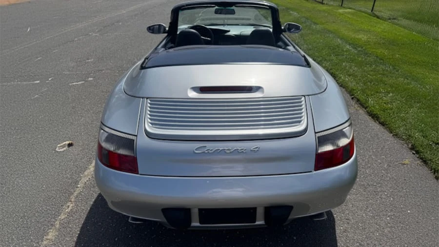 2001 Porsche 996 Carrera 4 - Image 5 of 26