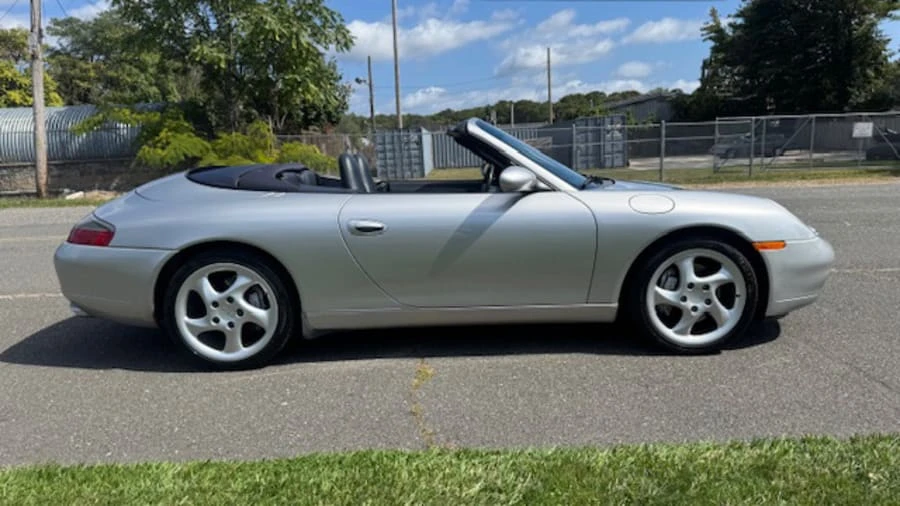 2001 Porsche 996 Carrera 4 - Image 2 of 26