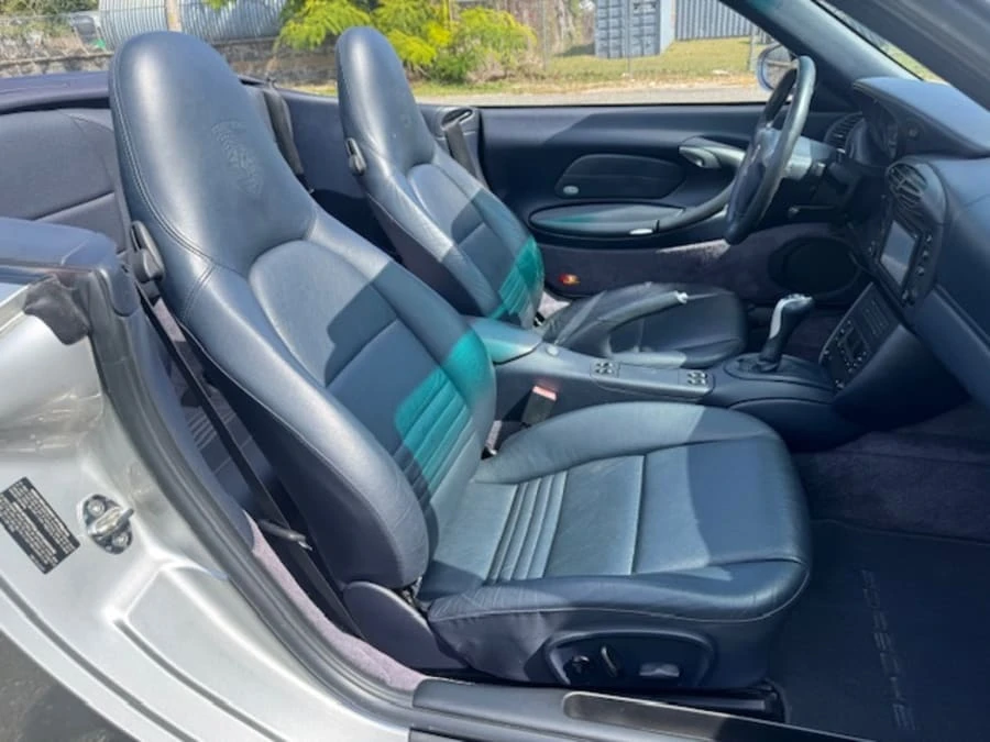 2001 Porsche 996 Carrera 4 - Image 22 of 26