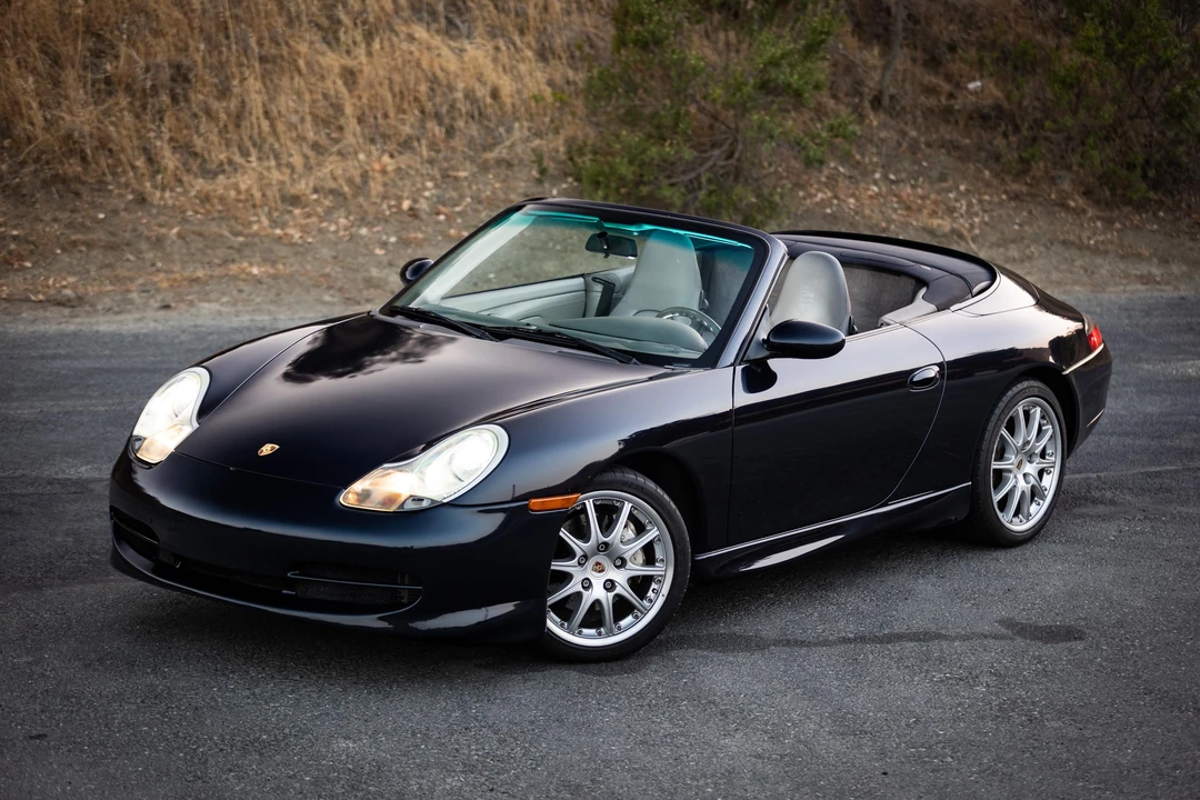 2001 Porsche 996 Carrera - Image 7 of 31