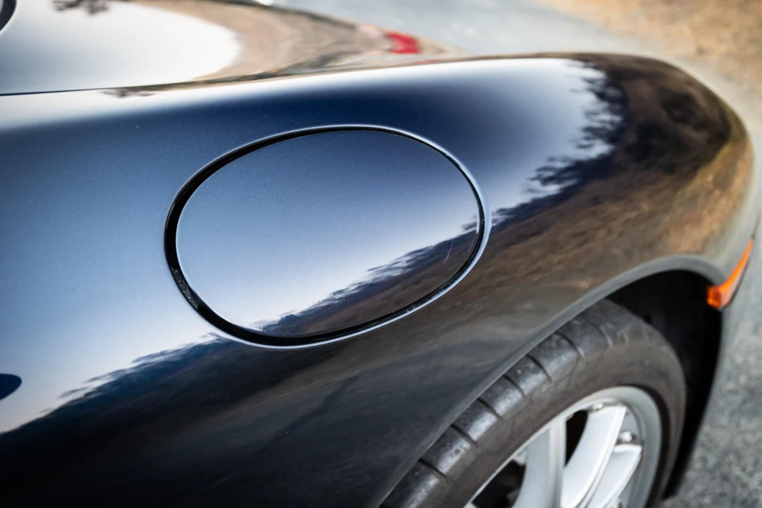 2001 Porsche 996 Carrera - Image 30 of 31
