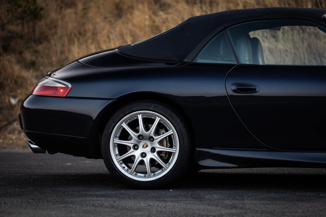 2001 Porsche 996 Carrera - Image 20 of 31