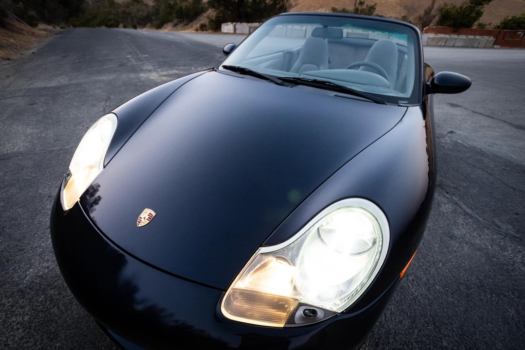 2001 Porsche 996 Carrera - Image 23 of 31