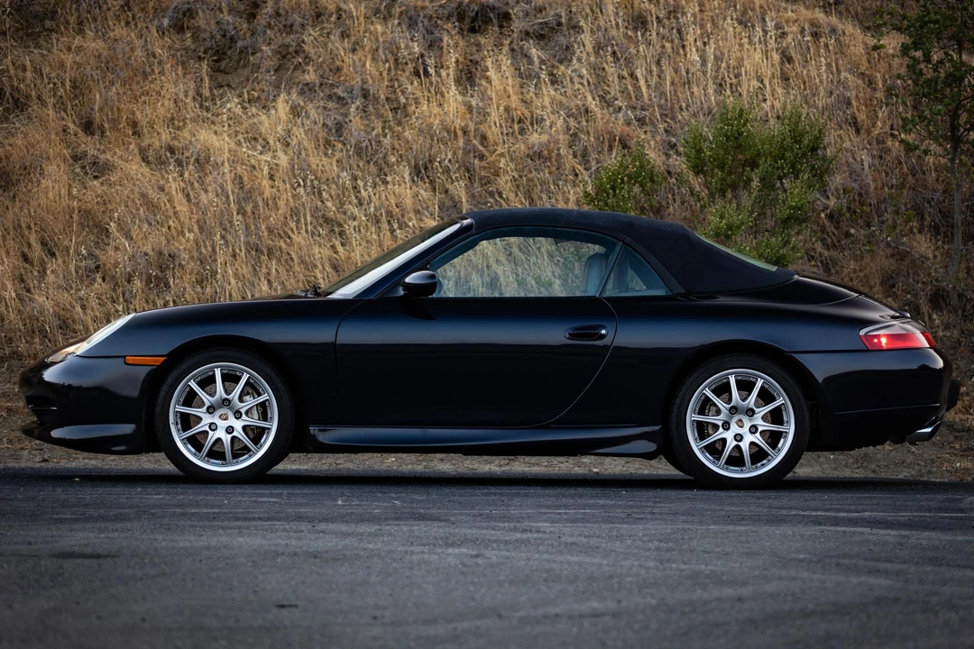 2001 Porsche 996 Carrera - Image 3 of 31