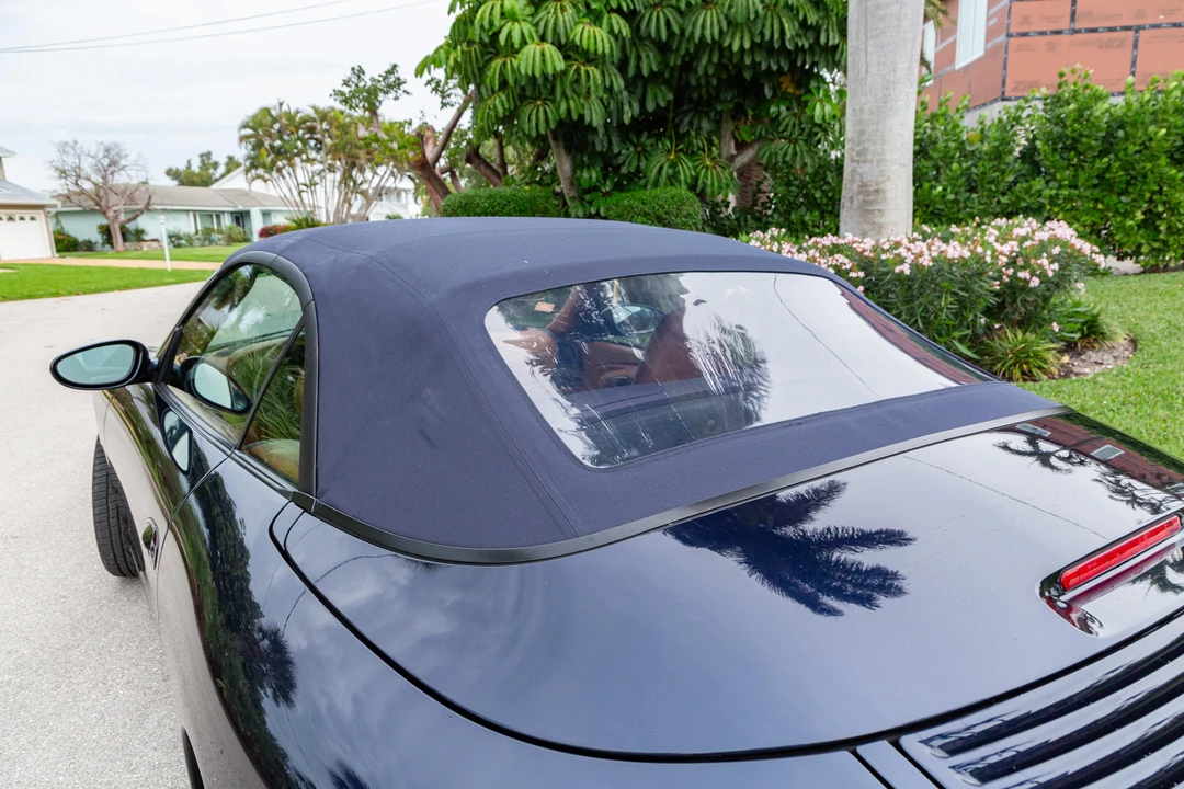 2001 Porsche 996 Carrera 4 - Image 24 of 31
