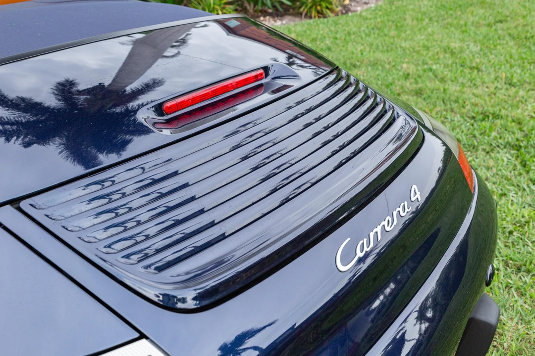 2001 Porsche 996 Carrera 4 - Image 26 of 31